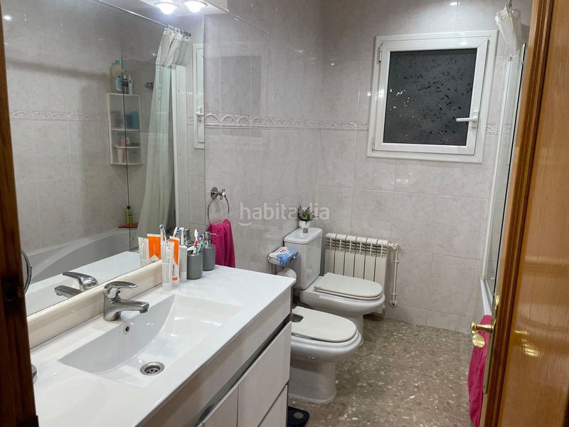 Foto f8b56c66-a6bc-470f-80e8-1cbf7236d721. Planta baja  reformada. terraza y parquing privado en Calella