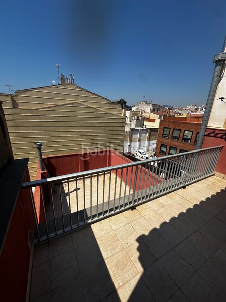 Foto 1d9482da-6372-4a6e-aae8-0c21a3898450. Duplex con riscaldamento in Centre Mataró