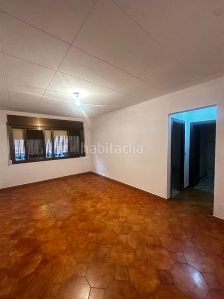 Foto ae955a80-b8d9-4d32-94b5-dd3a8203f631. Planta baixa a Cerdanyola Sud Mataró