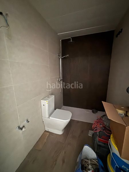Foto 5743e537-6629-40bf-b149-4c7dd8599898. Planta baixa amb calefacció aparcament a Centre Mataró