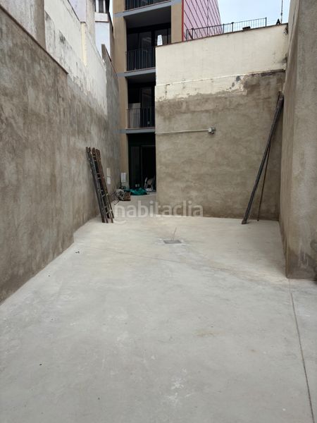 Foto e0269a60-ed0e-4e55-87f6-e0d39c0ad446. Planta baixa amb calefacció aparcament a Centre Mataró