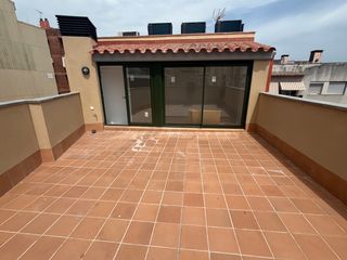 Duplex  Carrer sant isidor. Dúplex a estrenar. pleno centro. terraza