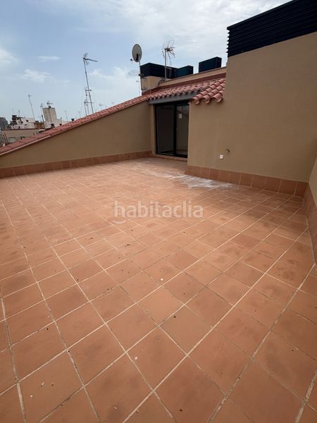 Foto feec3a75-f111-4c84-a03b-83fd9abe19fd. Dúplex  pleno centro con terraza en Centre Mataró