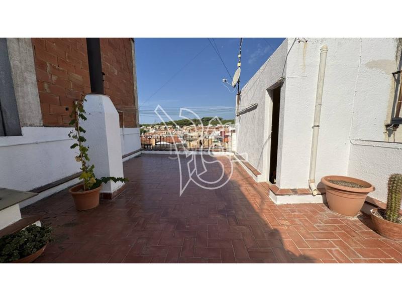 Foto 12316bf2-277d-4d43-9bff-ce2968b441d3. Alquiler piso alquiler de piso sin amueblar en Canet de Mar