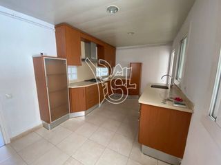 Affitto Appartamento  Ronda josep anselm clave. Piso sin amueblar