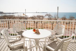 Lloguer Apartament  Passeig del mar. Temporada verano 2024