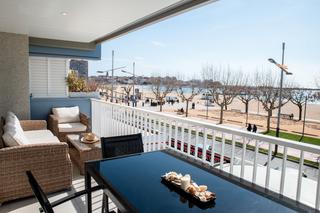 Lloguer Apartament a Passeig del mar 43. Apartamento a primera línia del paseo marítimo de palamós