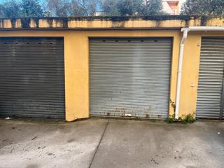 Aparcament cotxe  Carrer del carrilet. Garage cerrado en venta