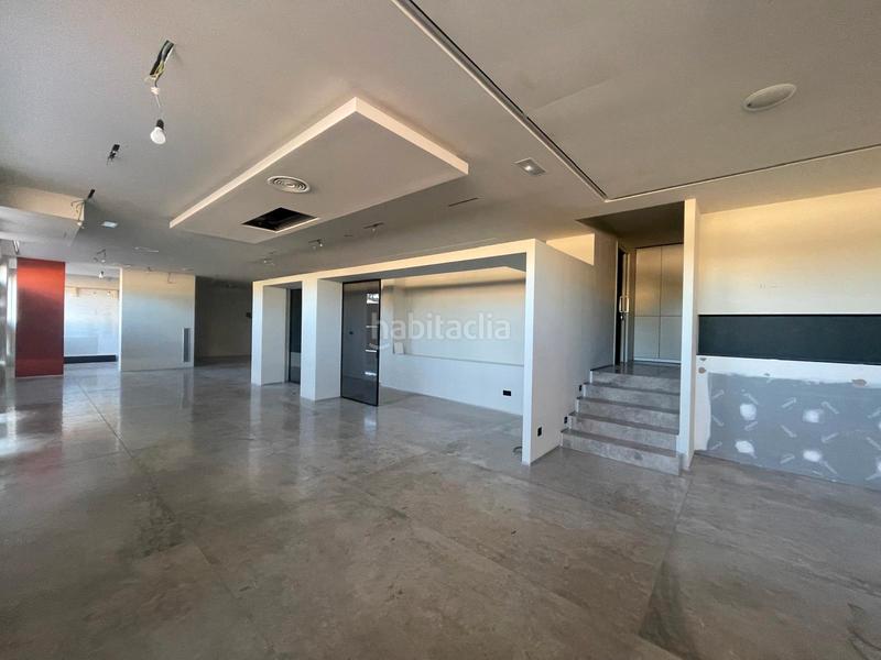 Foto 17dc90c0-1875-47c2-84c6-c17903398194. Location local commercial dans Avinguda Catalunya Palamós