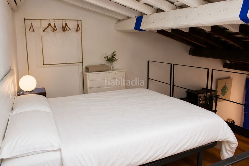 Foto ec07c18a-a5c7-4fff-bbaa-11383197e814. Alquiler loft  vintage amb garatge al centre en Palamós