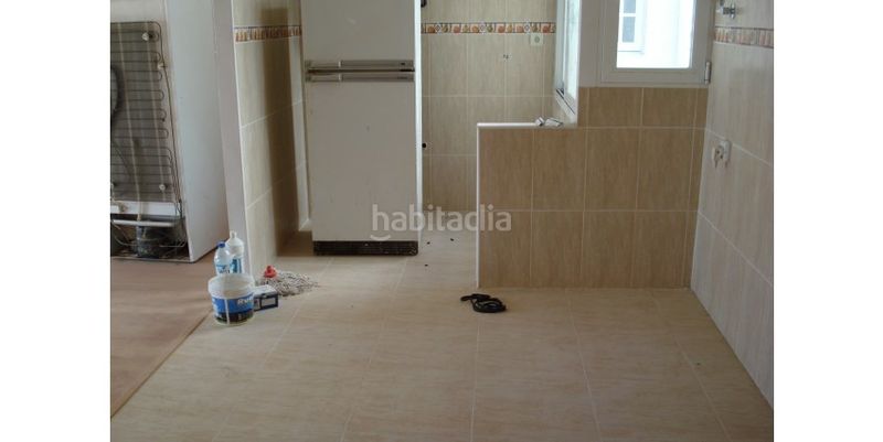Foto cdea8d16-c8d0-4092-a52c-064aa28decb0. Pis a Centro puerto Sagunt