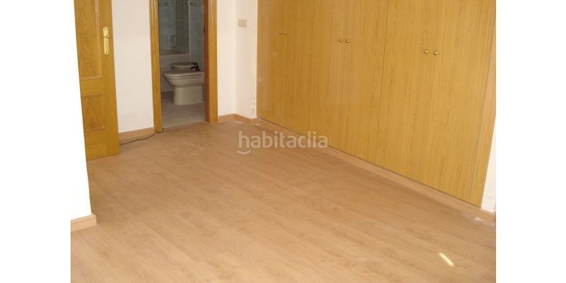 Foto ec413edb-88be-4fdd-9fa4-9b724c35f8da. Pis a Centro puerto Sagunt