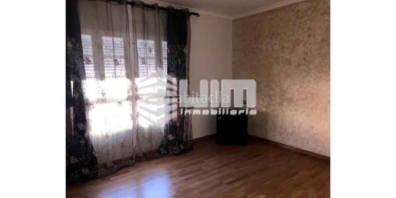 Foto a82e3a7b-5a83-4a1d-a009-ca56c9e3bbd5. Pis amb calefacció a Avenida de Abril-9 de Octubre Sagunt