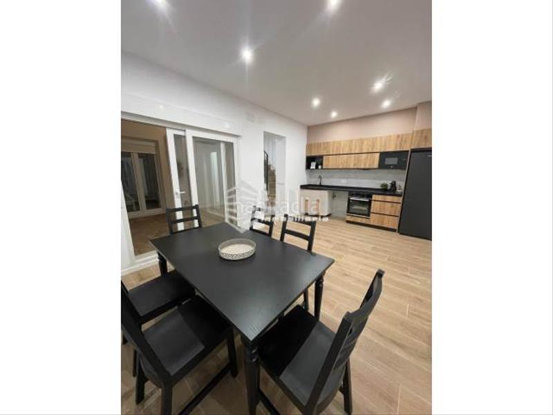 Foto a7384b0c-dea2-49fb-93de-0198ded1cb19. Haus mit heizung in Avenida de Abril-9 de Octubre Sagunt