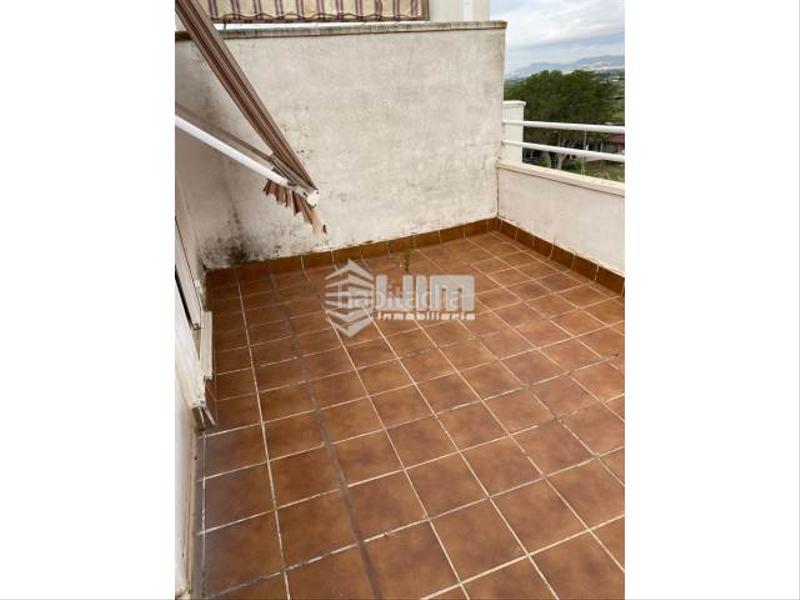 Foto 2c543ce2-a9b1-4a98-8464-45f82a822c42. Duplex avec chauffage parking piscine dans Corinto-Almardà Sagunt