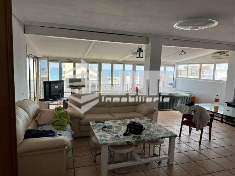 Foto 1ad99c69-310b-4d94-8e06-176d6815b6c3. Àtic amb calefacció a Las Islas Sagunt