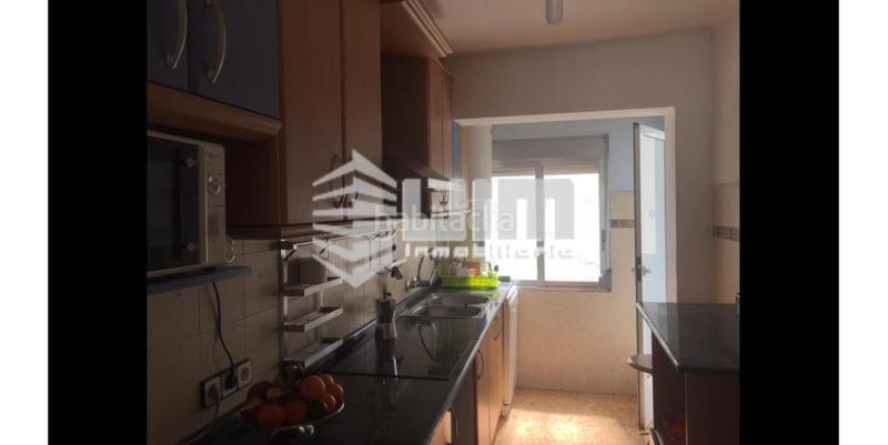 Foto b9535285-a361-444f-8baf-bb9471116b27. Àtic amb calefacció a Avenida de Abril-9 de Octubre Sagunt