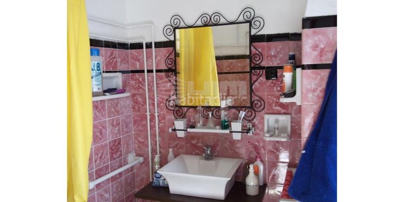 Foto 2dc4caef-413a-4a0f-8fe2-fa0bb47f797b. House in Faura