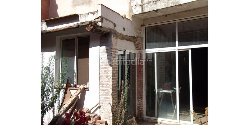 Foto e0beb8e5-b130-4ab4-8d4b-a12dac254c51. House in Faura