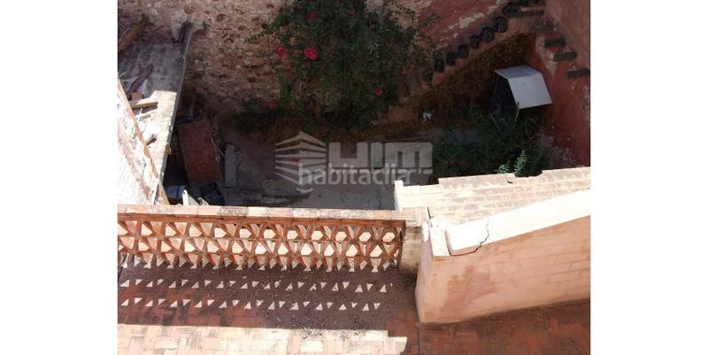 Foto ed16bd5e-4b26-4e8b-b394-302c8c932f1f. House in Faura