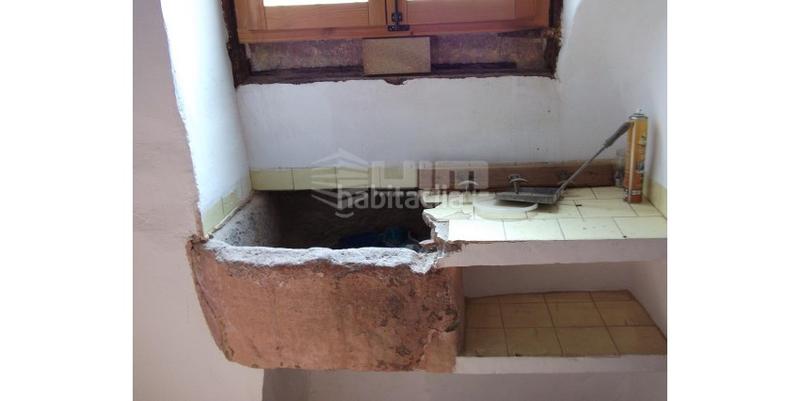 Foto fe2fedf3-9ae7-4856-9230-255e3e10c4be. House in Faura