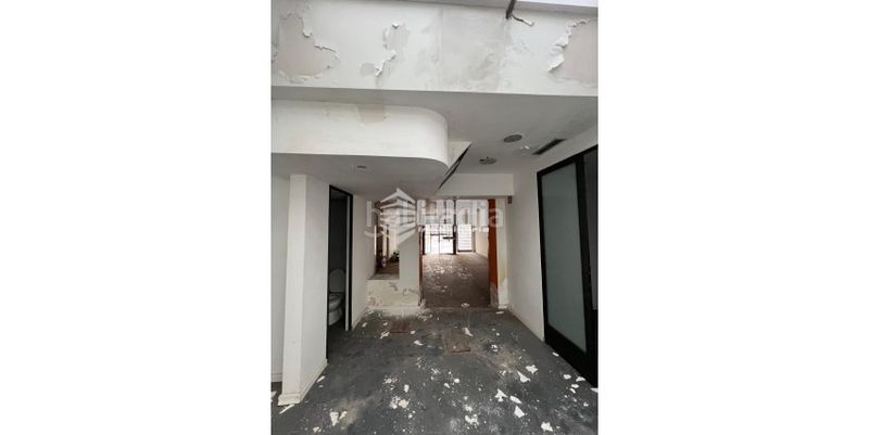 Foto b8b7cf3a-e4d9-4fa3-98df-6778bf02ba6c. Local comercial a Nuevo Centro Sagunt