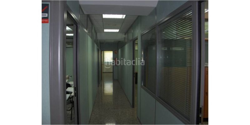 Foto 18b893dd-00b8-44fe-bd23-ca5bb3cd009a. Ufficio con parcheggio in Avenida de Abril-9 de Octubre Sagunt