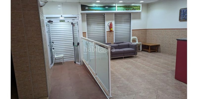 Foto a23d68c8-17e3-4345-87c5-576bf4dba4a6. Local comercial a Avenida de Abril-9 de Octubre Sagunt