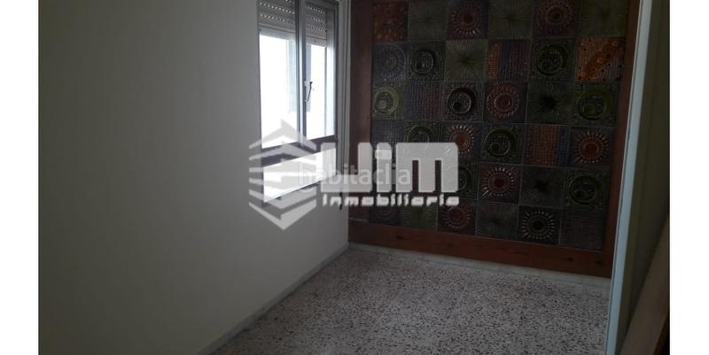 Foto 02aab56a-7fc9-4925-8a88-709f12658bd9. Flat in Avenida de Abril-9 de Octubre Sagunt