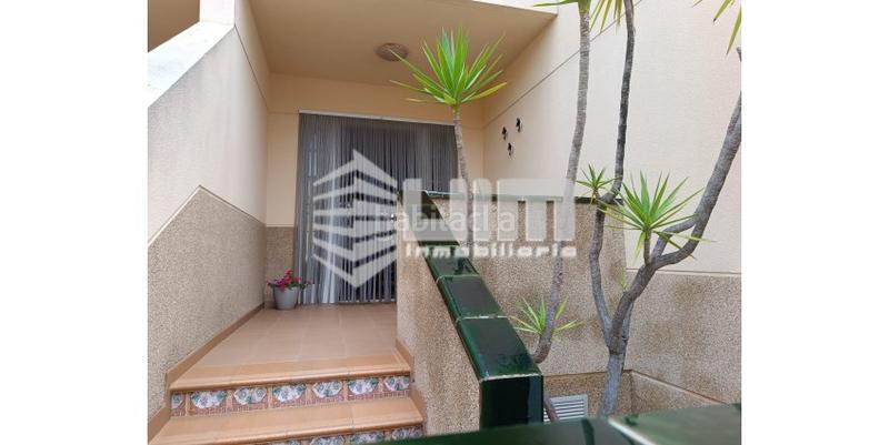 Foto 025c8d4c-bee1-460a-bf0a-cf82fe6d8f96. Casa a schiera con parcheggio in Corinto-Almardà Sagunt