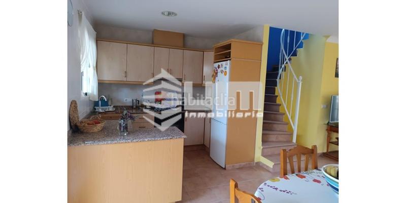 Foto 0c7457ae-8ac1-4c5a-bf77-ea591ace9294. Casa a schiera con parcheggio in Corinto-Almardà Sagunt