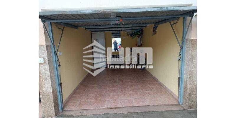 Foto 18152146-822a-4953-8820-7a2f75602bbb. Casa a schiera con parcheggio in Corinto-Almardà Sagunt