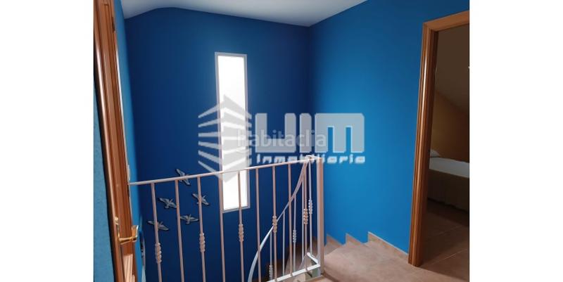 Foto 698297d7-db3d-40fe-ad99-dbfb4b3e132c. Casa a schiera con parcheggio in Corinto-Almardà Sagunt