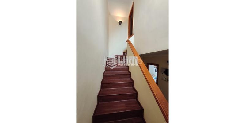 Foto a805223a-ec6e-4155-96ff-081a6a87e7e9. Casa a schiera con riscaldamento in Nuevo Centro Sagunt