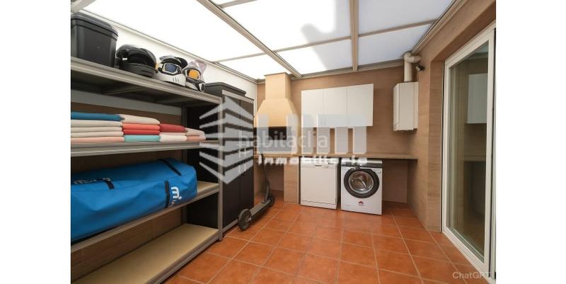 Foto cbd60e6b-8fc2-4a2f-aa6c-e55df1ee426a. Casa a schiera con riscaldamento in Nuevo Centro Sagunt