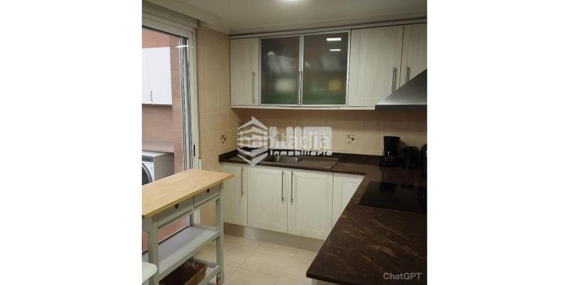 Foto ceb19f8e-0a4d-48f2-a216-7583889c9616. Casa a schiera con riscaldamento in Nuevo Centro Sagunt