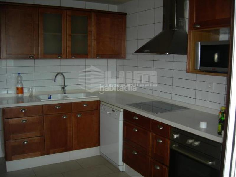 Foto 27925da6-1cf7-4297-8cea-950c15e11815. Maison jumelée avec chauffage parking dans Nuevo Centro Sagunt