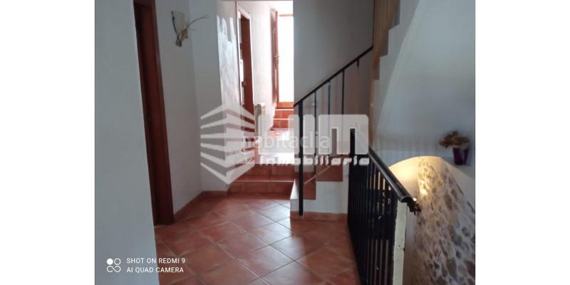 Foto eba0f251-ff53-43e8-a569-eb3bd3ce7c5f. Casa amb calefacció a Centro-El Castillo Sagunt