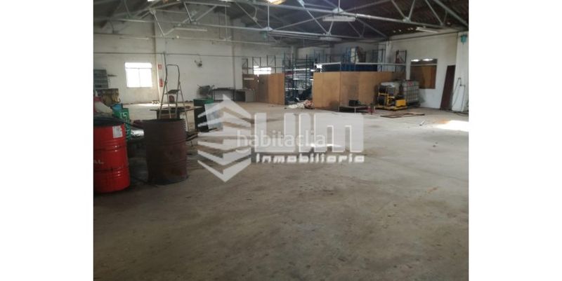Foto a6af2380-bbf2-4ba1-bbf3-9b9004422bc9. Nau industrial a Quartell