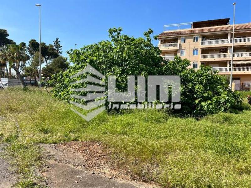 Foto c16d20a9-62d9-4b74-b336-b3498e274c36. Residential plot in Quartell