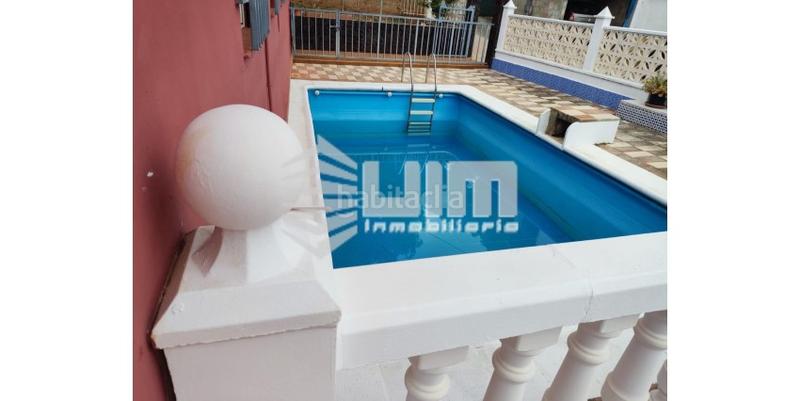 Foto 6c8b37ff-a195-4685-aa95-1ef2b1852f6d. Chalet avec parking piscine dans Centro-El Castillo Sagunt