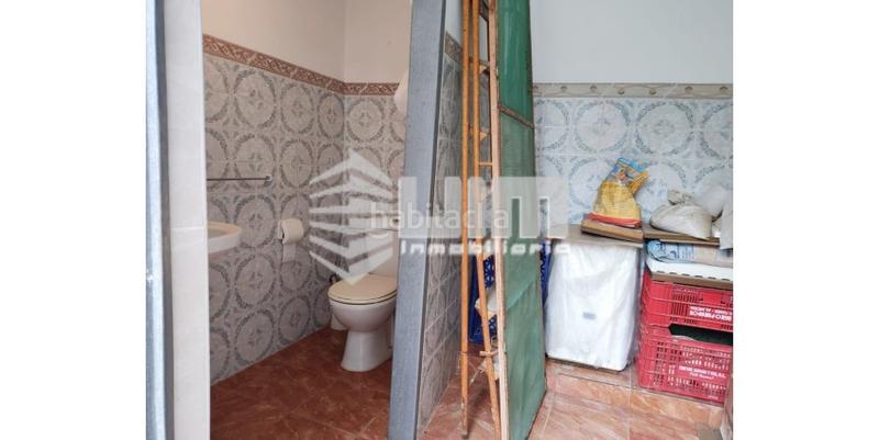 Foto c10bc50b-fd79-4d44-8f47-aa5122c23fe7. Chalet avec parking piscine dans Centro-El Castillo Sagunt