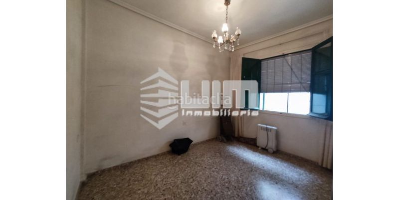 Foto 0d7a65ef-f47e-4555-bcc5-a6a3c3911bcd. Pis a Avenida de Abril-9 de Octubre Sagunt