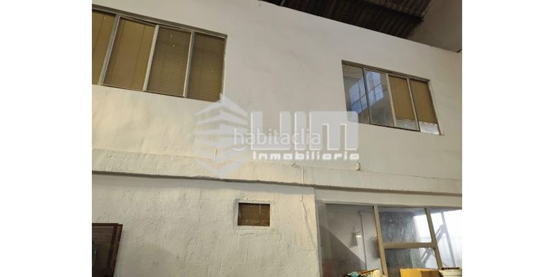 Foto a9f2ce72-e243-40c5-a66f-8f0a97f31d62. Industrial building in Zona Estación Sagunt