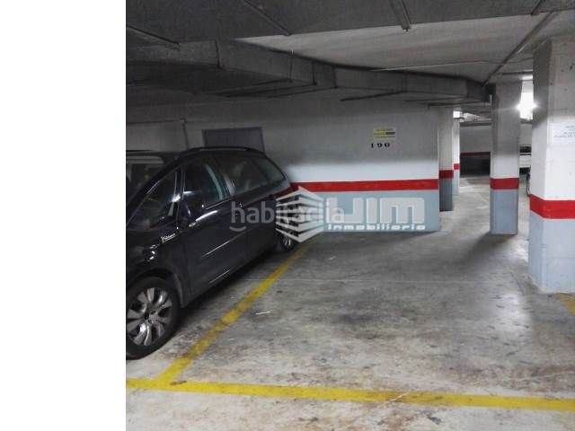 Foto 691fef75-35d9-4989-b859-b1d0f58a6618. Aparcament cotxe a Nuevo Centro Sagunt