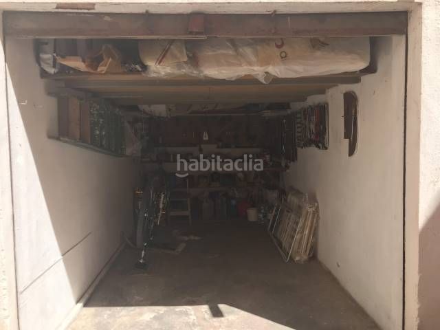 Foto dd7bd924-ae69-4cc0-9135-81e8c746b4ba. Aparcament cotxe a Nuevo Centro Sagunt