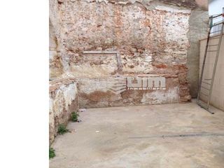 Terreno residenziale  Ramon y cajal. Ref   23833solar diafano en venta en quart de les valls, de 40 m