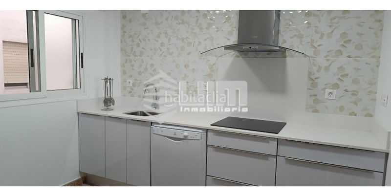 Foto ae698893-5398-446e-a417-d2829515ecb4. Pis a Avenida de Abril-9 de Octubre Sagunt