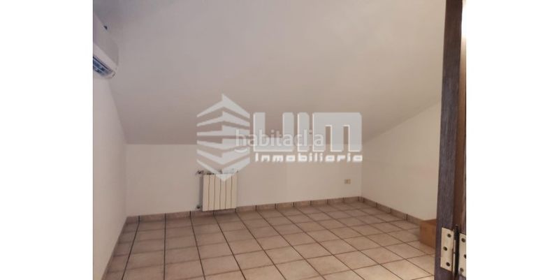 Foto c2cf30eb-73b5-43de-984a-50b63887d3bb. Casa adossada amb calefacció aparcament a San José-Los Metales Sagunt
