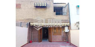 Casa adossada a REINA MARIA CRISTINA
